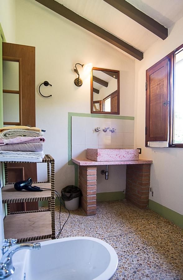 Agriturismo Il Musaccio Барга Экстерьер фото