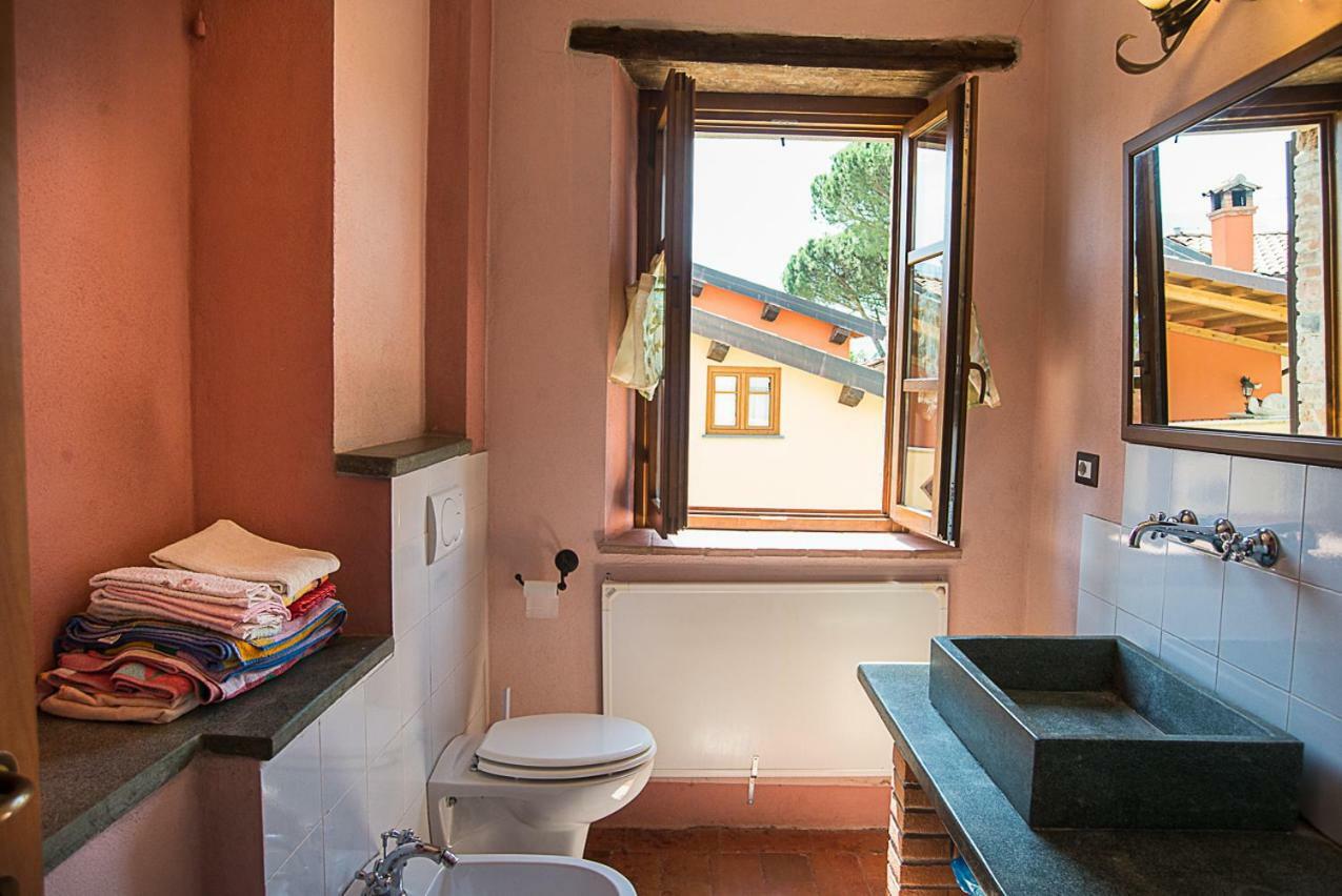 Agriturismo Il Musaccio Барга Экстерьер фото